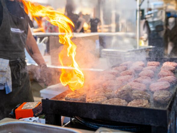 Grillade Géante, sur le Plateau de Beille